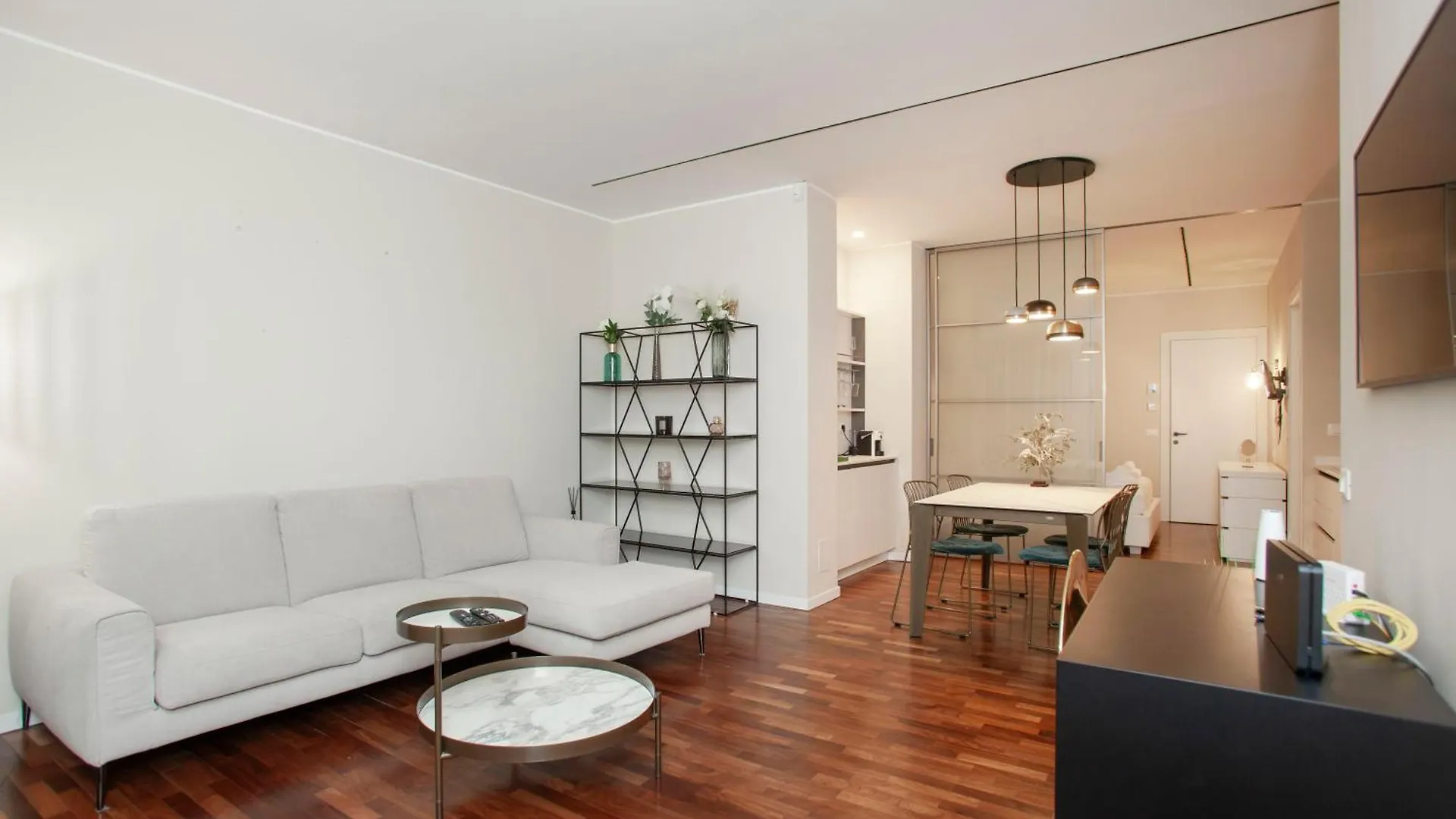 We Home - Costanza House Milan 0*,