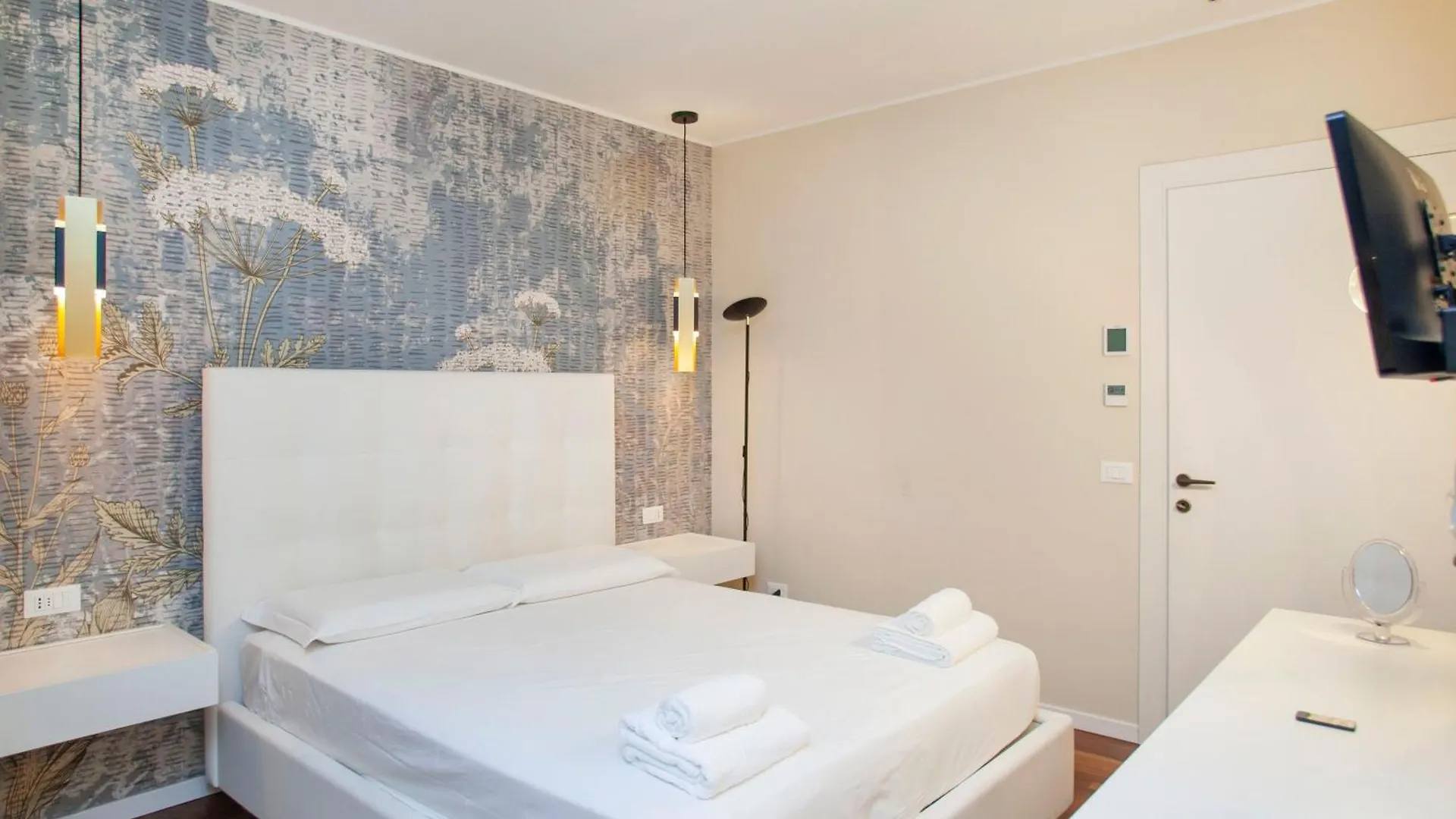 Apartment We Home - Costanza House Milan