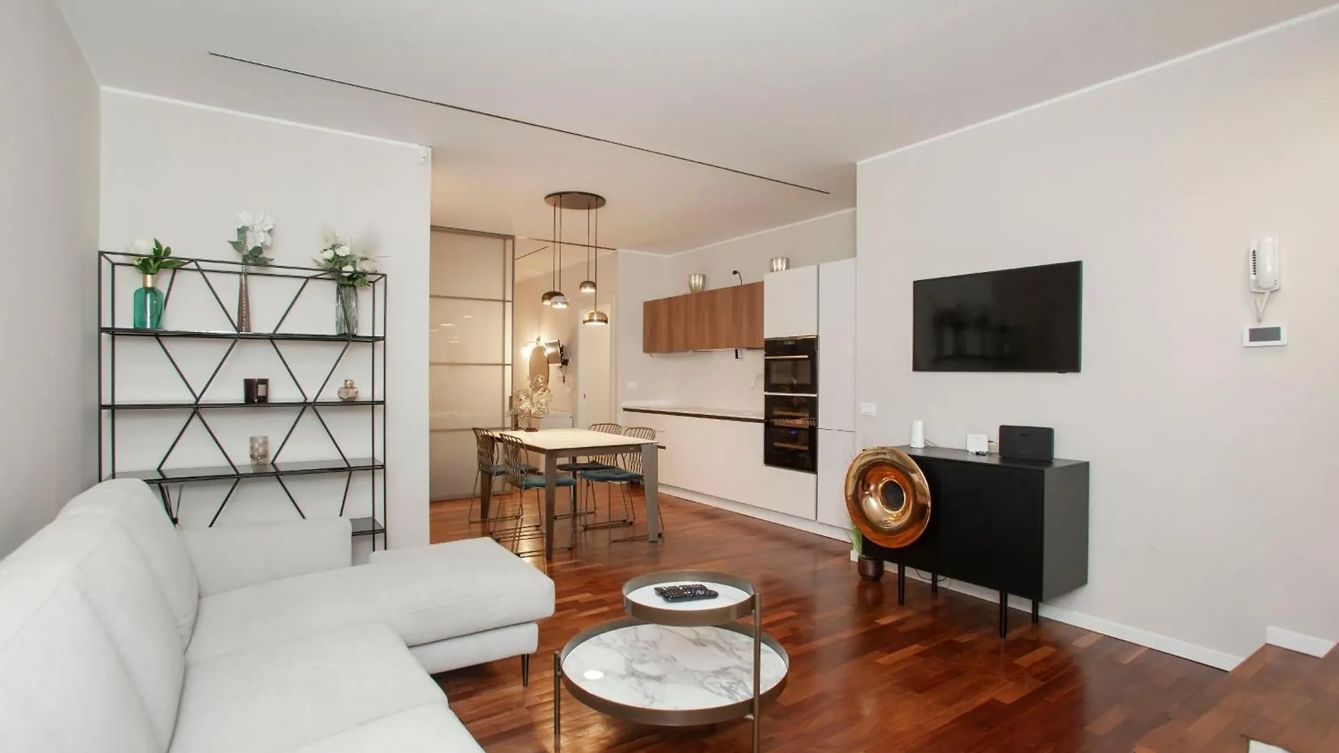 We Home - Costanza House Milan 0*,