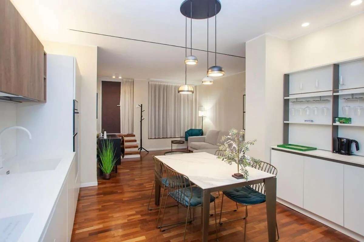 Apartment We Home - Costanza House Milan Italy