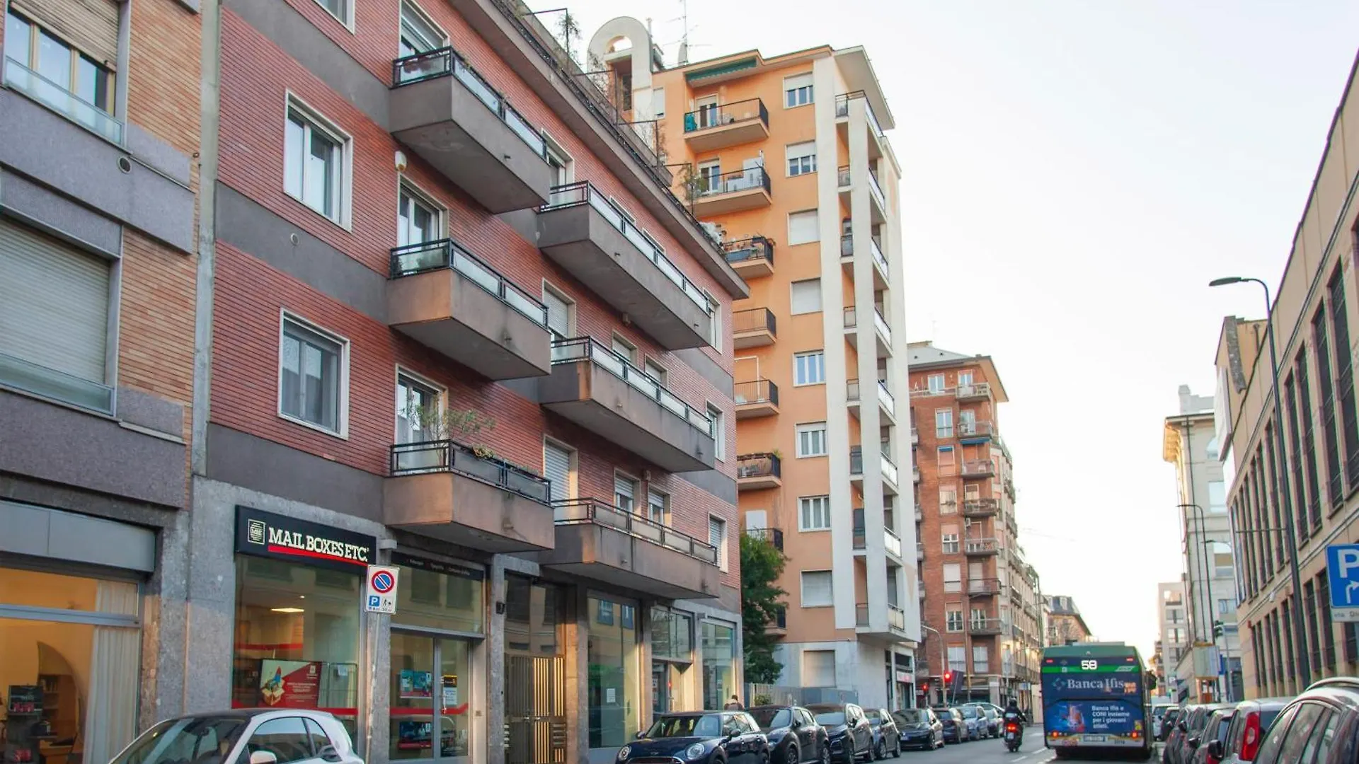 Apartment We Home - Costanza House Milan Italy