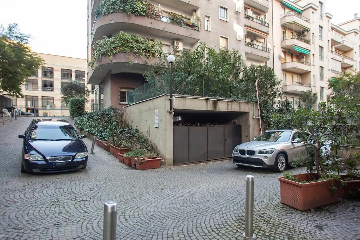 We Home - Costanza House Milan 0*,  Italy